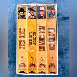 The Duke Collection, The Best of John Wayne(VHS, 4-Tape Set)